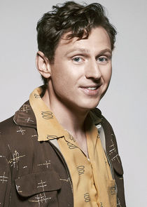 Keir O'Donnell
as Dewey Philips