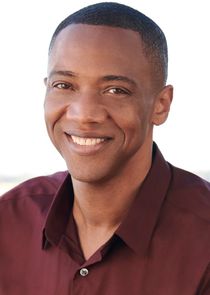 J. August Richards
as Dr. Oliver Post