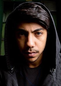 Hunter Page-Lochard
as Koen West