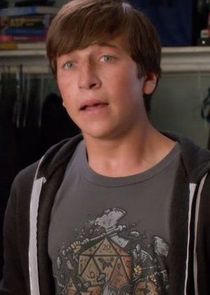 Skyler Gisondo
as Eric Bemis