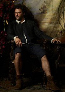 Richard Coyle
as Tom Lowe