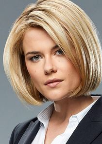 Rachael Taylor
as Agent Susie Dunn