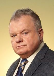 Jack McGee
as Captain Sutton