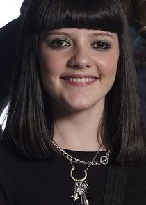 Madeleine Martin
as Becca Moody