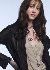 Madeline Zima
as Mia Lewis