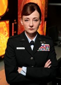 Bonita Friedericy
as Brigadier General Diane Beckman