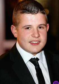 Shaun Thomas
as Raymun Fossoway