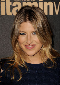 Tara Summers
as Sophia