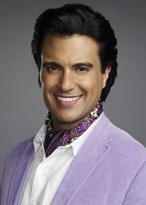 Jaime Camil
as Rogelio de la Vega