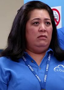 Kaliko Kauahi
as Sandra Kaluiokalani