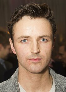 Kevin Mains
as DS Jimmy Lawson