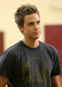 Chris Olivero
as Declan McDonough