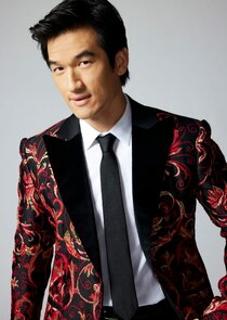Tony Chung
as Dennis Soong