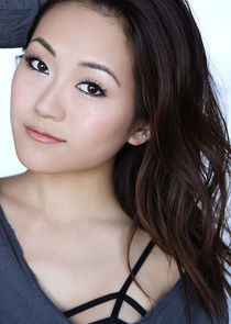 Karen Fukuhara
as Kipo Oak