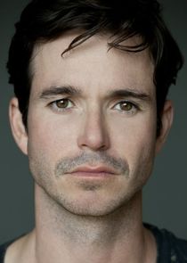 Christopher Jacot
as Seamus Galloway