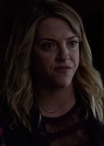 Paula Brancati
as Dawn Duguin