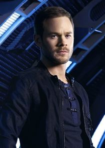 Aaron Ashmore
as John Jaqobis