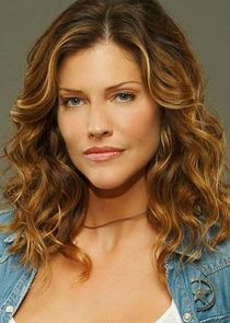 Tricia Helfer
as Texas Ranger Molly Parker