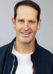 Conor Moloney
as Mr O'Keeffe