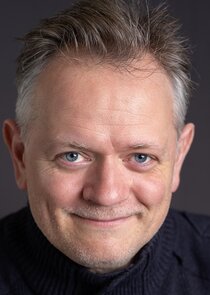 Duncan Wisbey
as Set