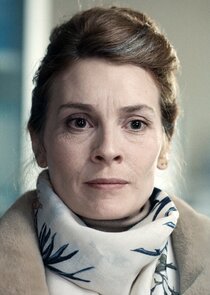 Aliette Opheim
as Gunhild Ahlberg