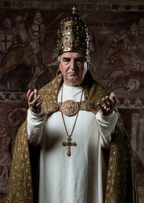 Jim Carter
as Pope Boniface VIII