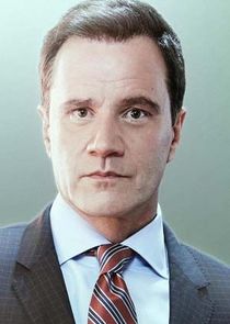 Tim DeKay
as Duval Pritchard