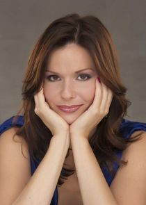 Florencia Lozano
as Lucia Rivera