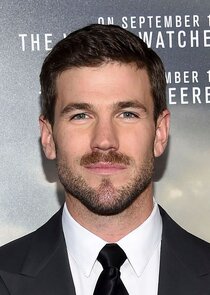 Austin Stowell
as Sam