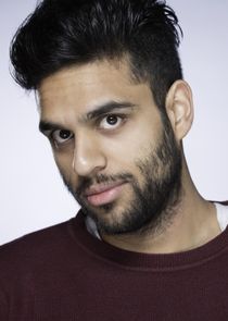 Raj Bajaj
as Mo Jafari