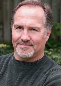 Neil Crone
as Fred Tupper