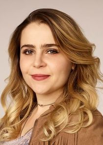Mae Whitman
as Annie Marks