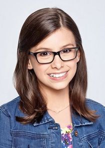 Madisyn Shipman
as Kenzie