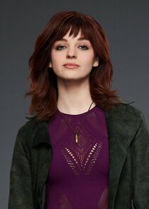 Olivia Rose Keegan
as Duela Doe