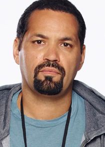 Vincent Laresca
as Detective Tony Espada