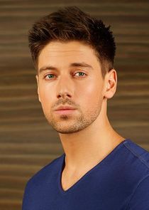 Lincoln Younes
as Danny Baron