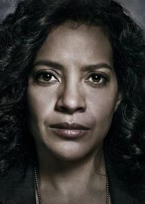 Zabryna Guevara
as Captain Sarah Essen