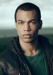 Kendrick Sampson
as Dean Iverson