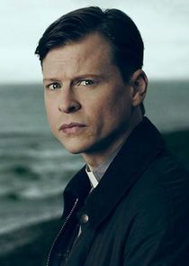 Kevin Rankin
as Paul Coates