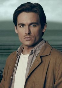 Kevin Zegers
as Owen Burke