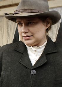 Merritt Wever
as Mary-Agnes