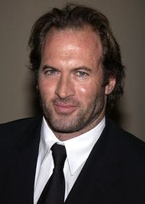Scott Patterson
as Luke Danes