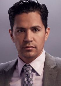 Jay Hernandez
as Dante Acosta