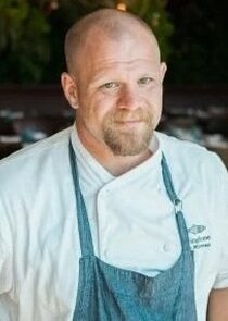 Aaron Mitrano
as Sous-chef