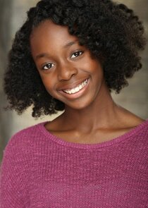 Danielle Jalade
as Paris Johnson