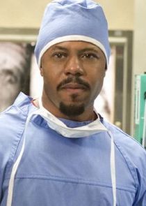 Rockmond Dunbar
as Dr. Tom Jonas