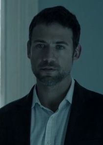 Adam Rayner
as Aidan Marsh