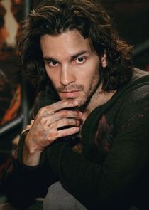Santiago Cabrera
as Isaac Mendez