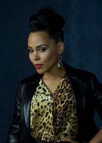 Amirah Vann
as Tegan Price