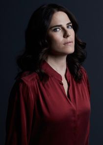 Karla Souza
as Laurel Castillo